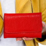 Červená dámská peněženka z ekologické kůže